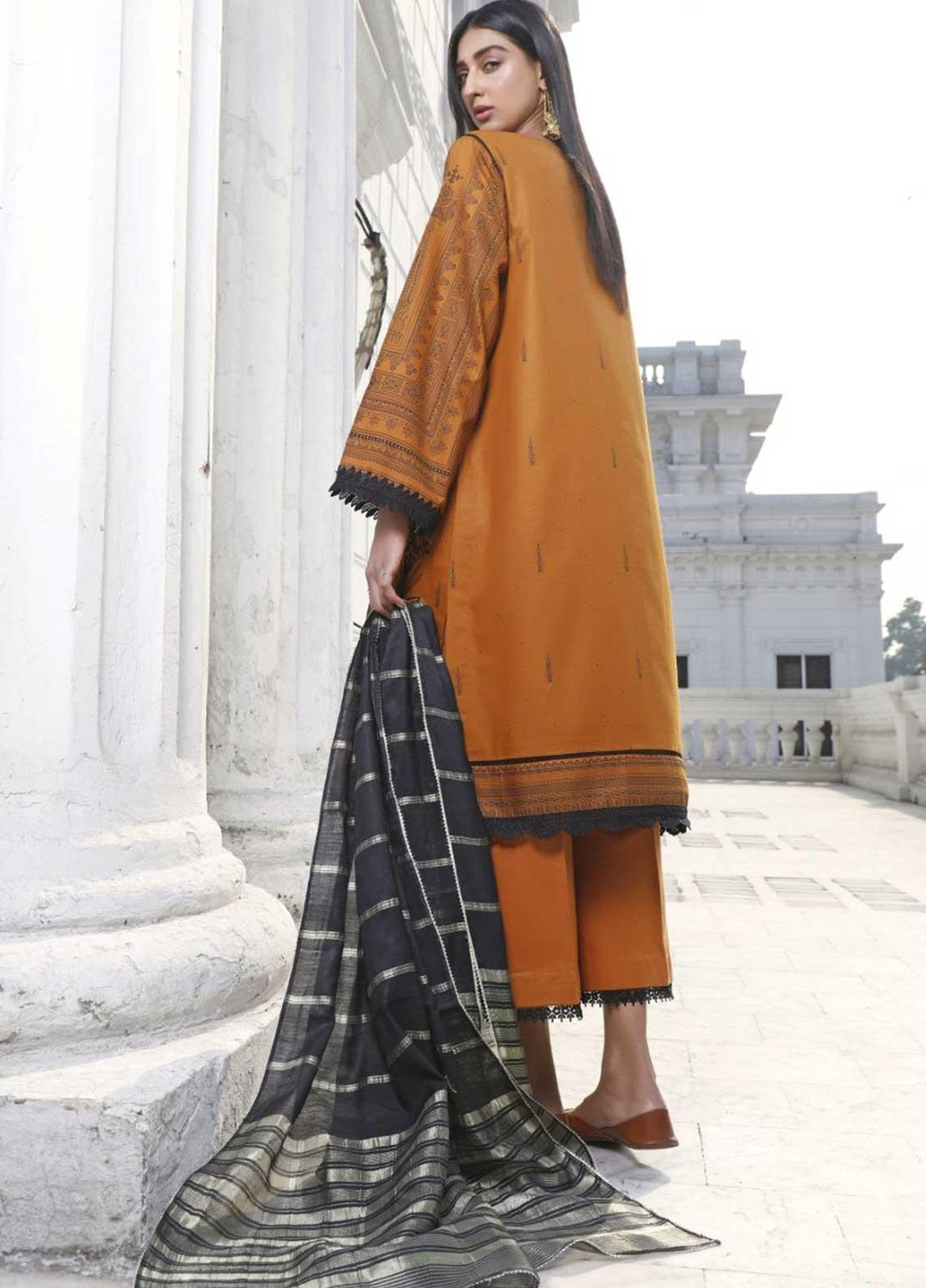 Ittehad Textiles Embroidered Lawn Suits Unstitched 3 Piece IT21EL ITE-ARCE - Summer Collection