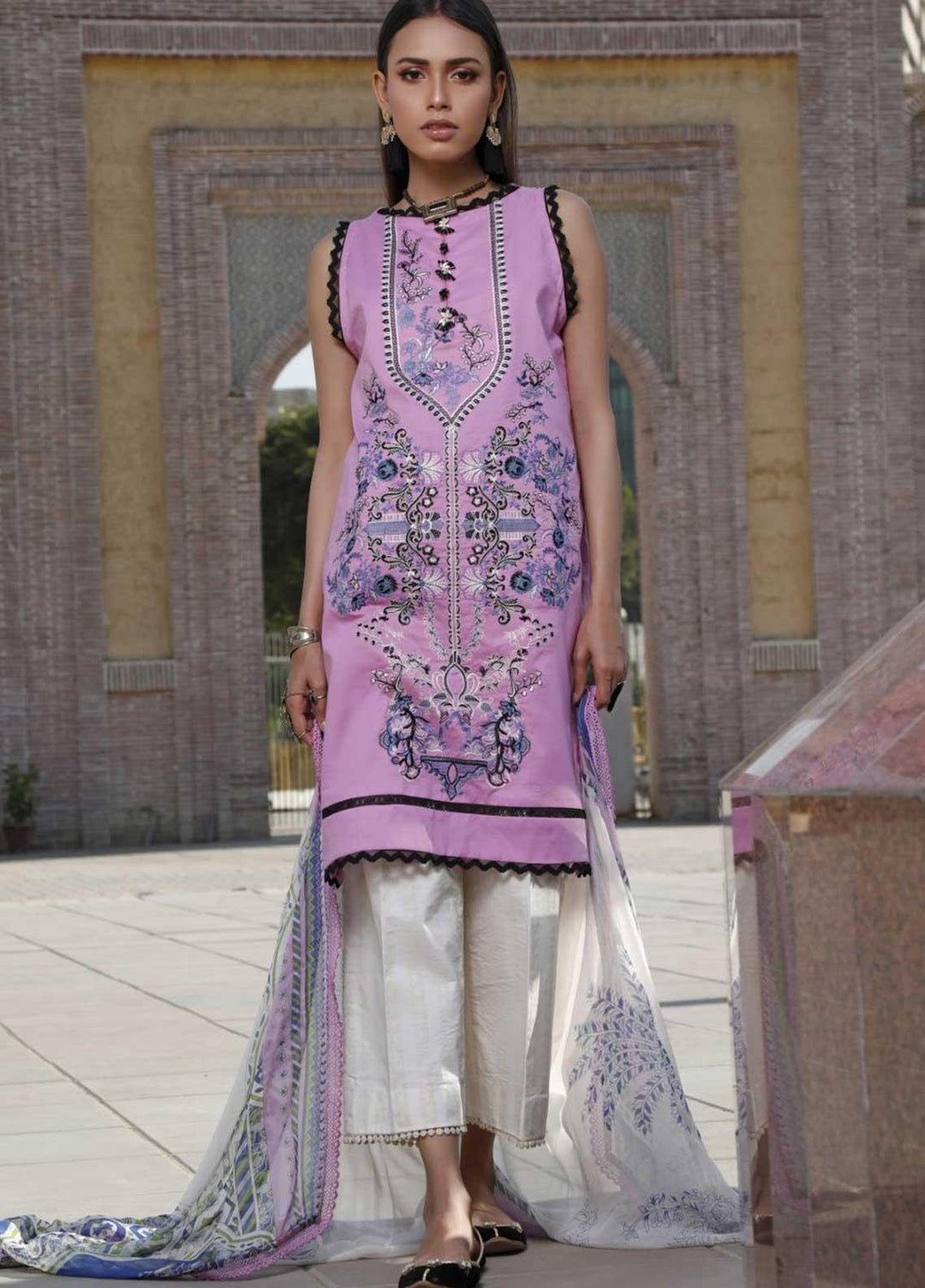 Ittehad Textiles Embroidered Lawn Suits Unstitched 3 Piece IT21EL ITE-BIRCA - Summer Collection