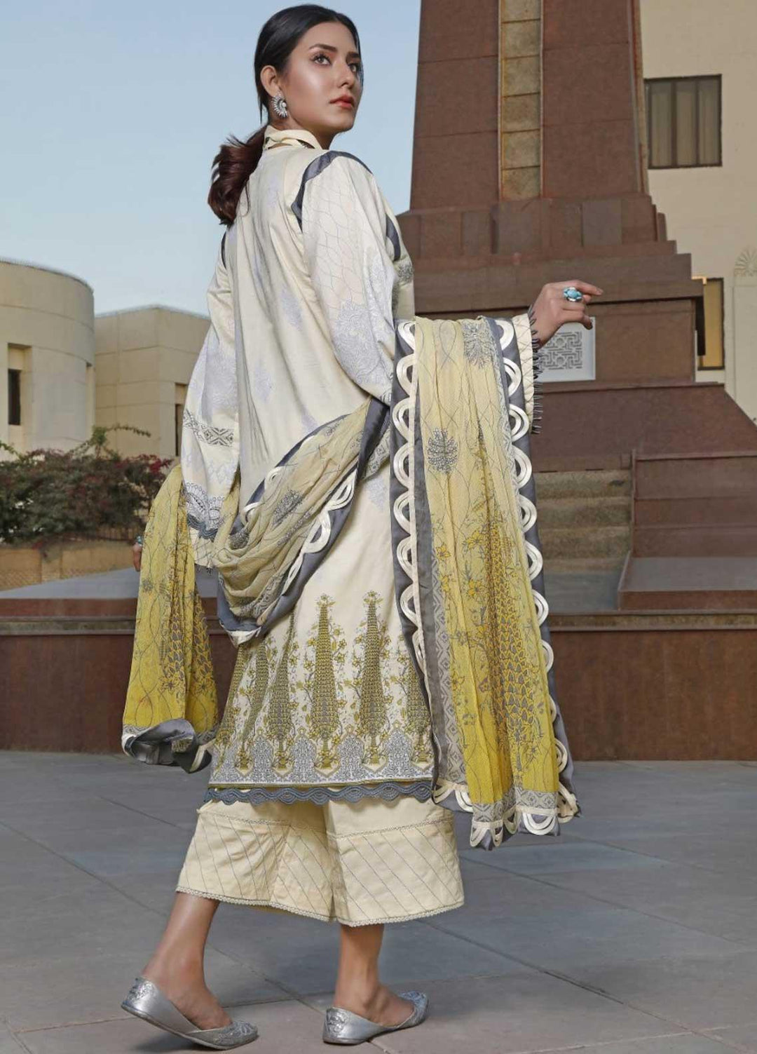 Ittehad Textiles Embroidered Lawn Suits Unstitched 3 Piece IT21EL ITE-CALINA - Summer Collection