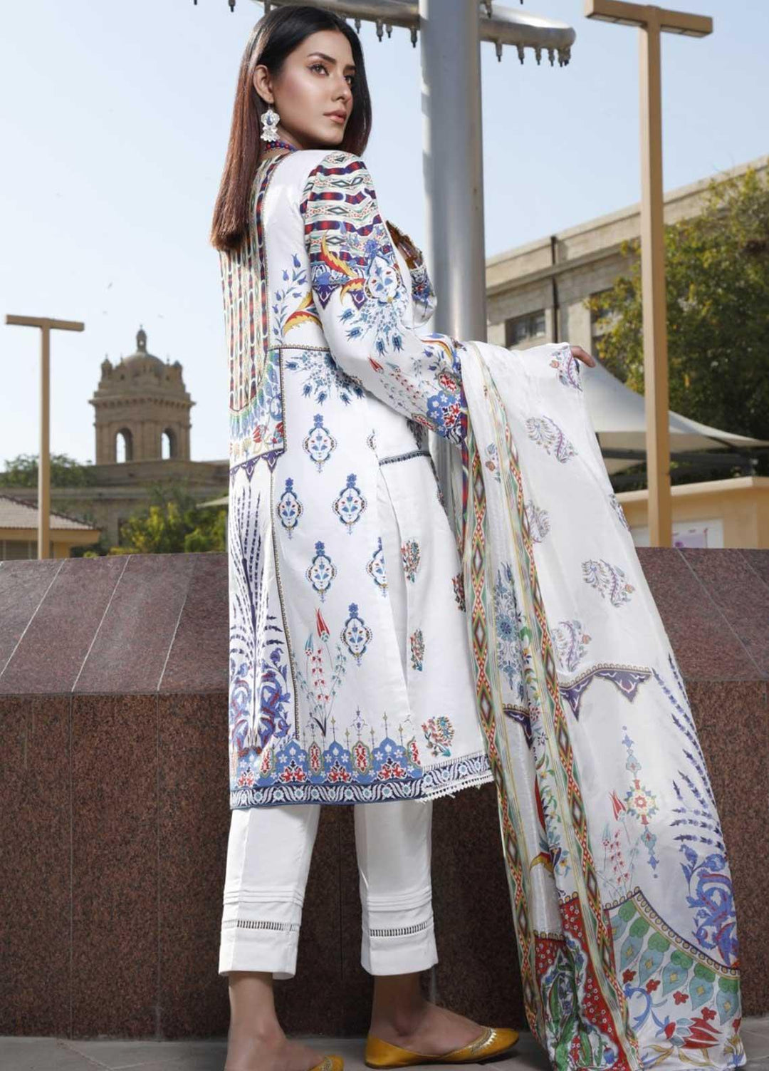 Ittehad Textiles Embroidered Lawn Suits Unstitched 3 Piece IT21EL ITE-RESPLANDOR - Summer Collection