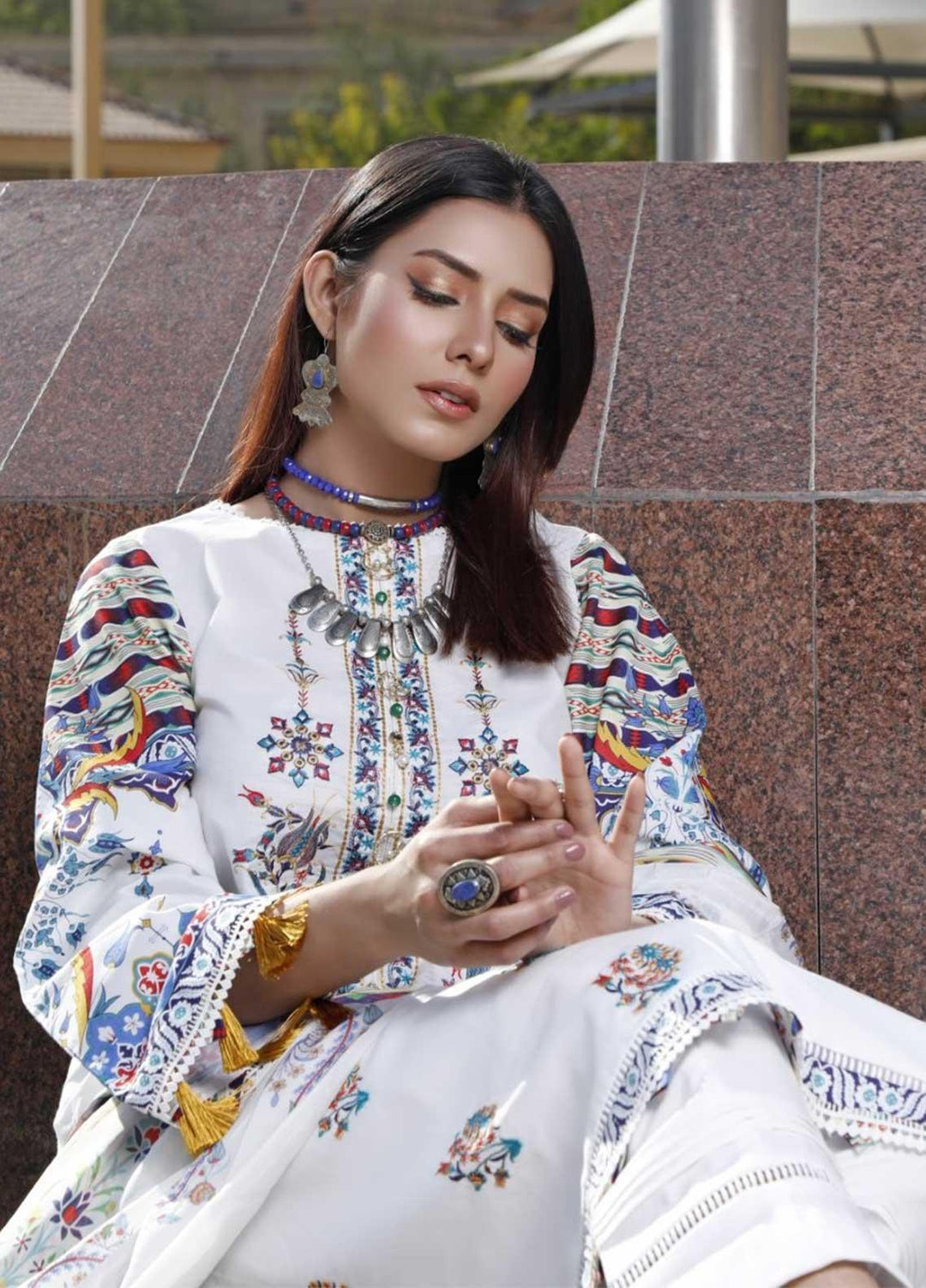 Ittehad Textiles Embroidered Lawn Suits Unstitched 3 Piece IT21EL ITE-RESPLANDOR - Summer Collection