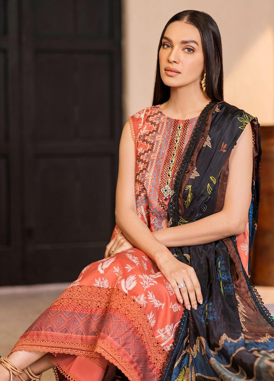 Ittehad Textiles Embroidered Lawn Suits Unstitched 3 Piece ITD22ES LF- EB1 2205 - Summer Collection