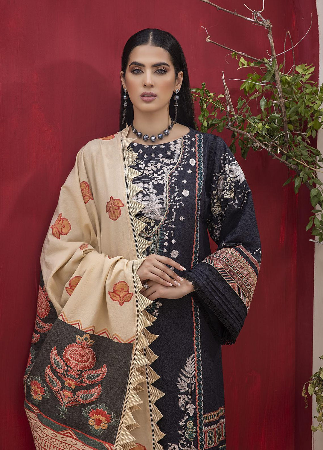 Ittehad Textiles Embroidered Silk Karandi Suits Unstitched 3 Piece IT21FPS PRS-DAHR - Winter Collection