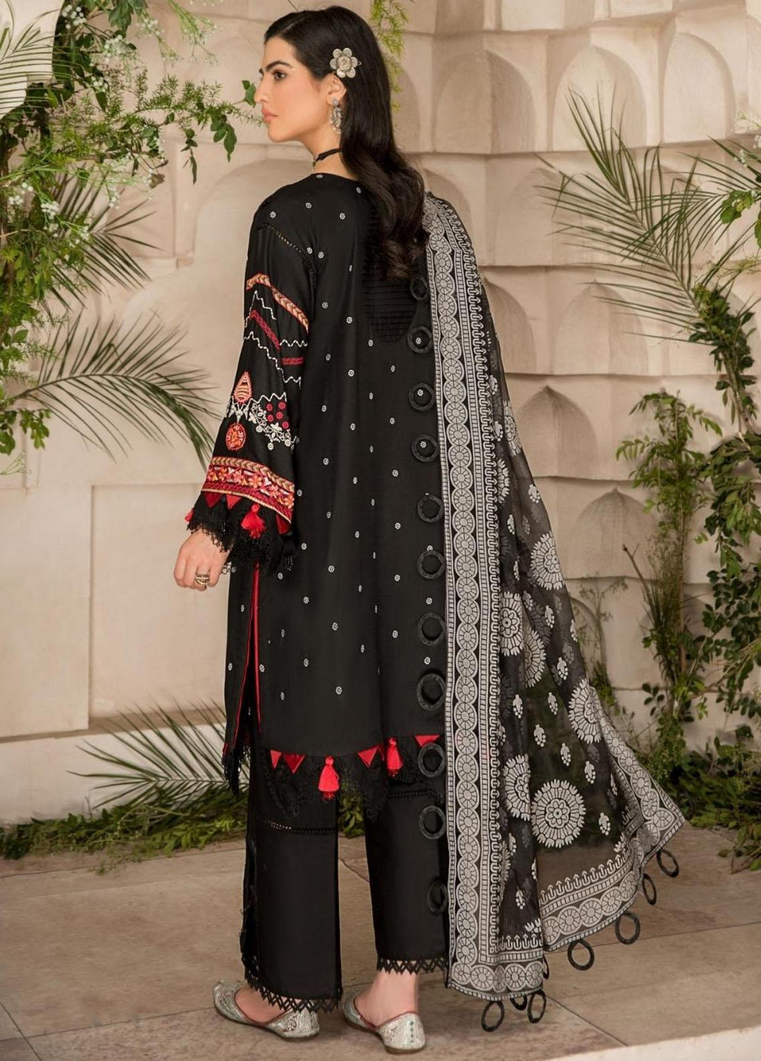 Ittehad Textiles Embroidered Lawn Suits Unstitched 3 Piece ITD22-PS2 LF-EP2-2213 Black - Summer Collection