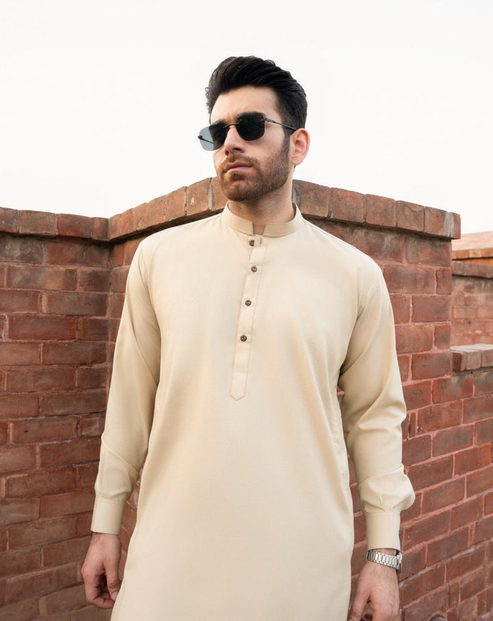 Muraqsh Ready To Wear Solids Cotton Men Ivory Kurta Trouser/Shalwar MUR-P-W-KS - Summer Collection