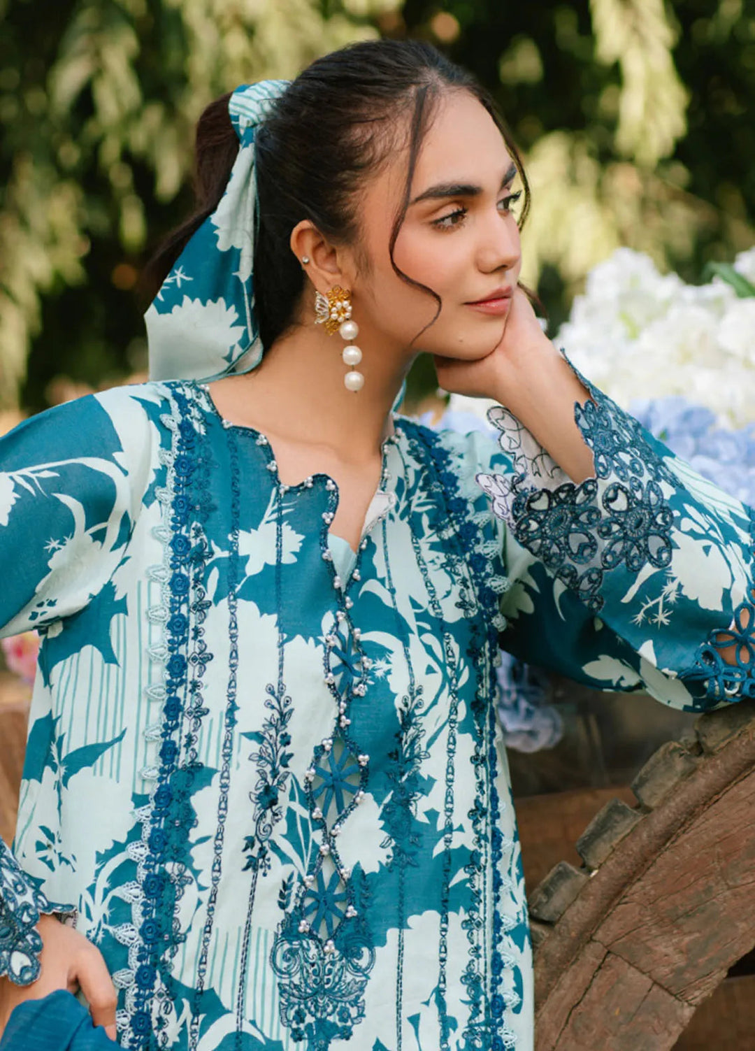 Ivy Bloom by Parishay Embroidered Lawn Suit Unstitched 3 Piece PR25IB IVY-11 - Summer Collection