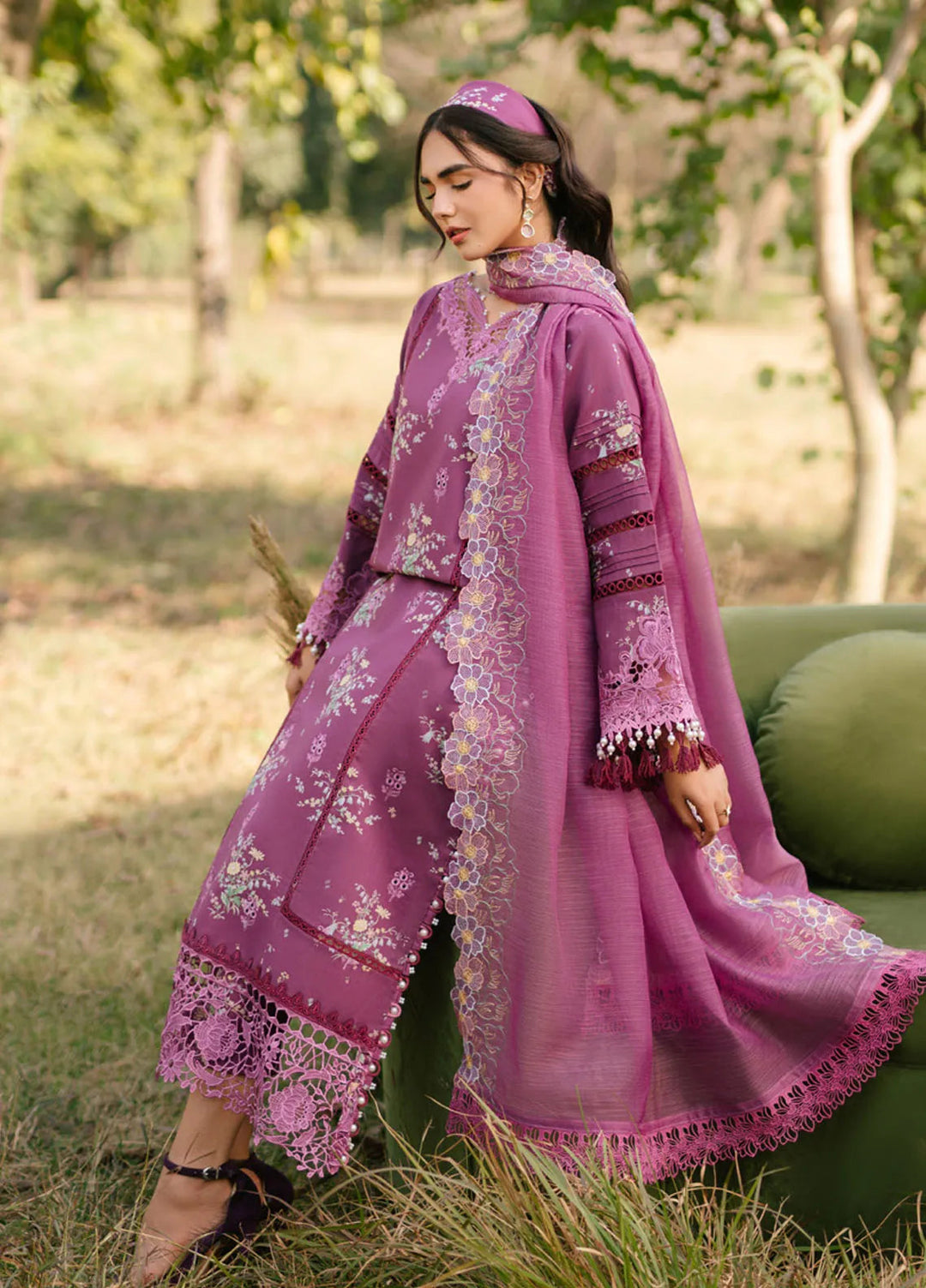 Ivy Bloom by Parishay Embroidered Lawn Suit Unstitched 3 Piece PR25IB IVY-13 - Summer Collection