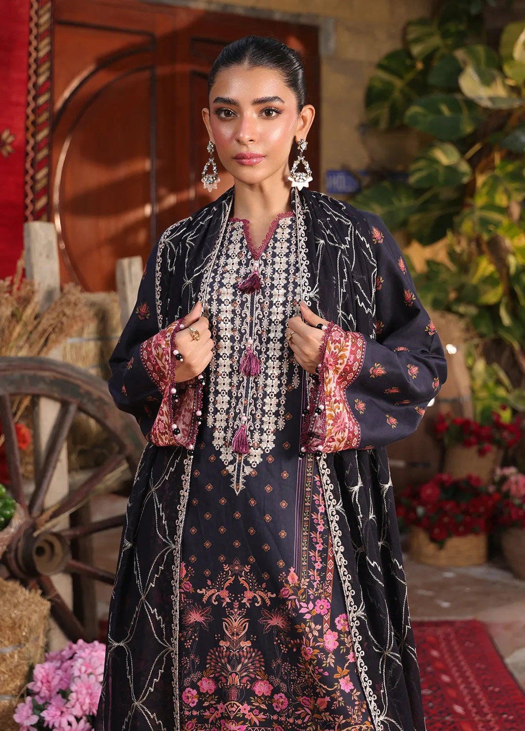 Izel by Salitex Embroidered Cambric Suits Unstitched 3 Piece SUNW6PE008UT - Fall Collection
