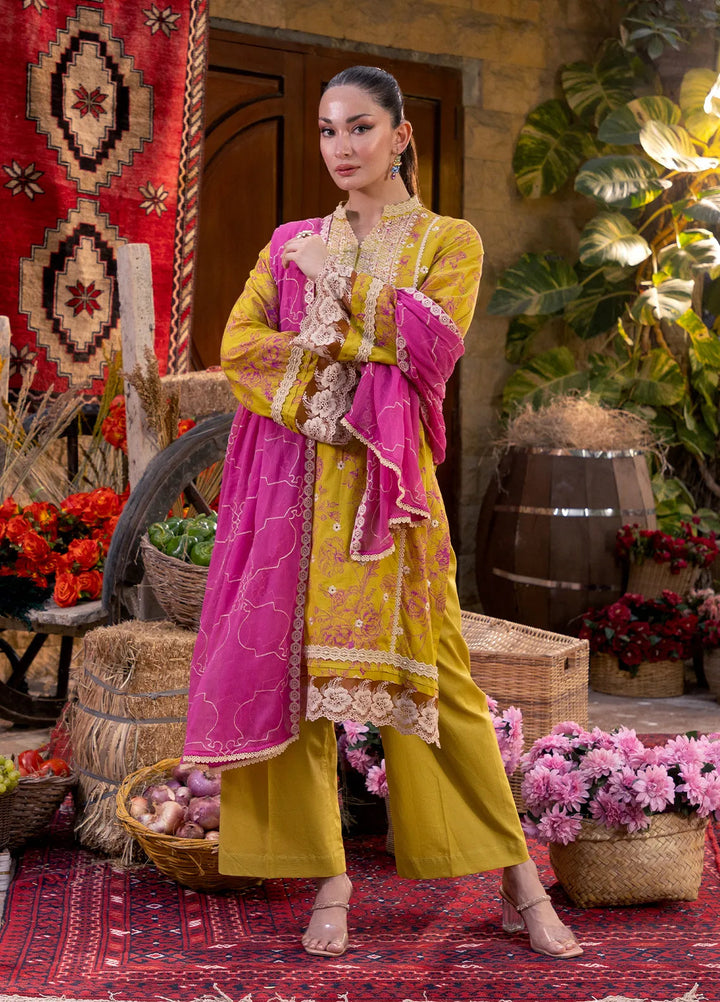 Izel by Salitex Embroidered Cambric Suits Unstitched 3 Piece SUNW6PE009UT - Fall Collection