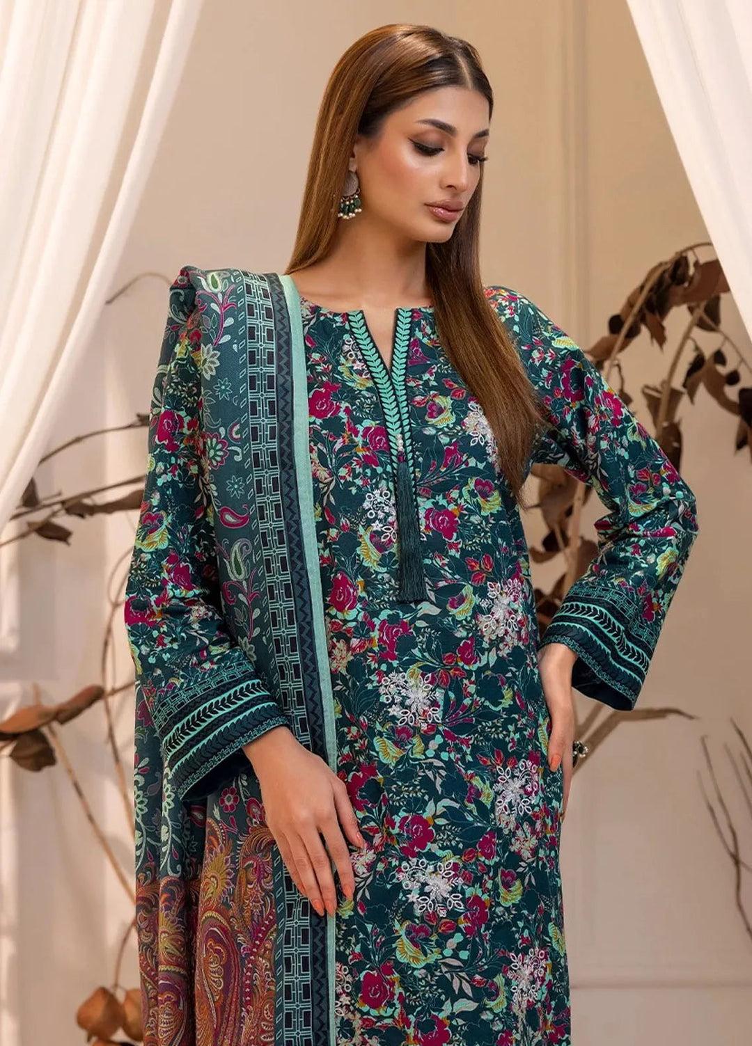 Izel by Salitex Embroidered Khaddar Suit Unstitched 3 Piece SUN24IZ SUNW6PE019UT - Winter Collection