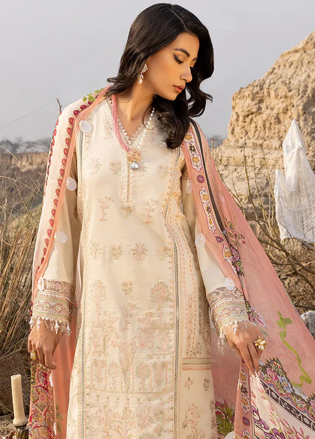 Izel Pret Embroidered Lawn 3 Piece Suit Lagan