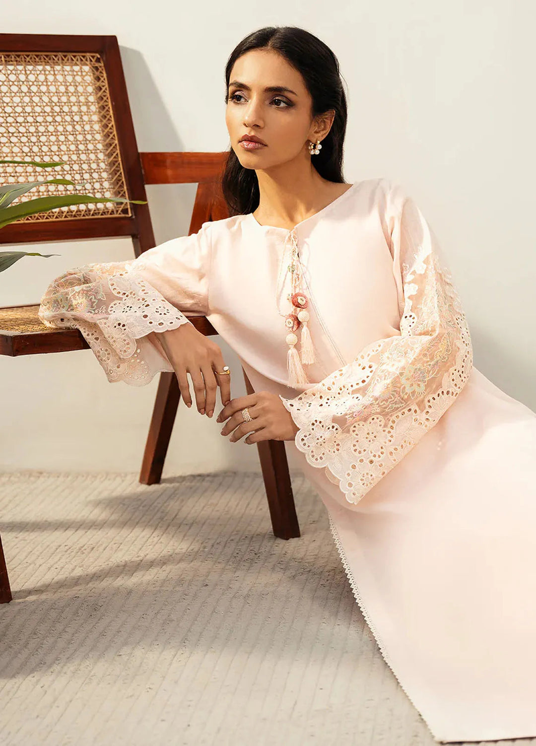Izel Pret Embroidered Slub Lawn 2 Piece Suit Aurelia