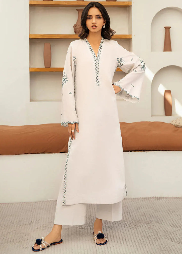 Izel Pret Embroidered Slub Lawn 2 Piece Suit Serenova
