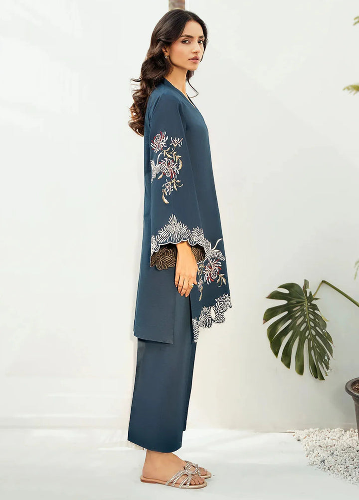 Izel Pret Embroidered Slub Lawn 2 Piece Suit Solara