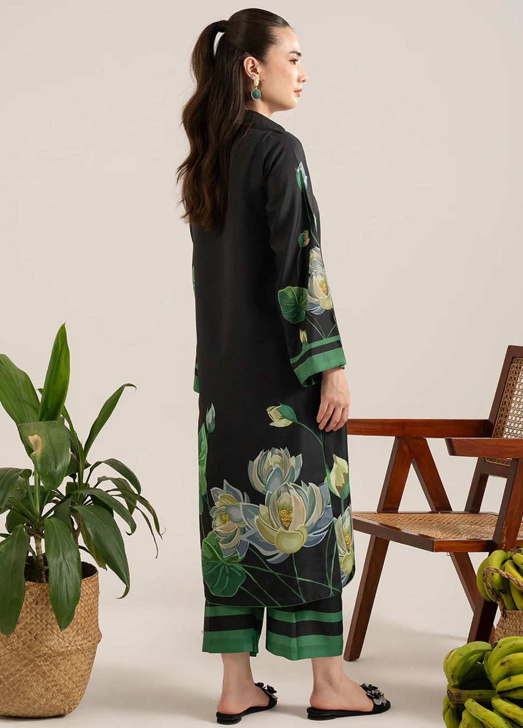 Izel Pret Printed Lawn 2 Piece Suit Haze