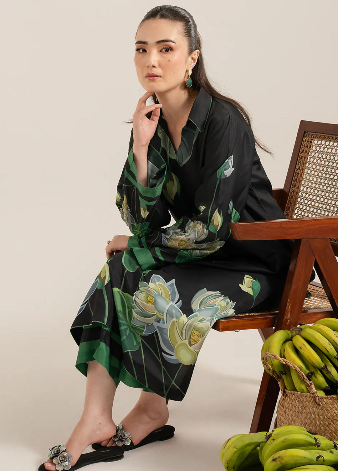 Izel Pret Printed Lawn 2 Piece Suit Haze