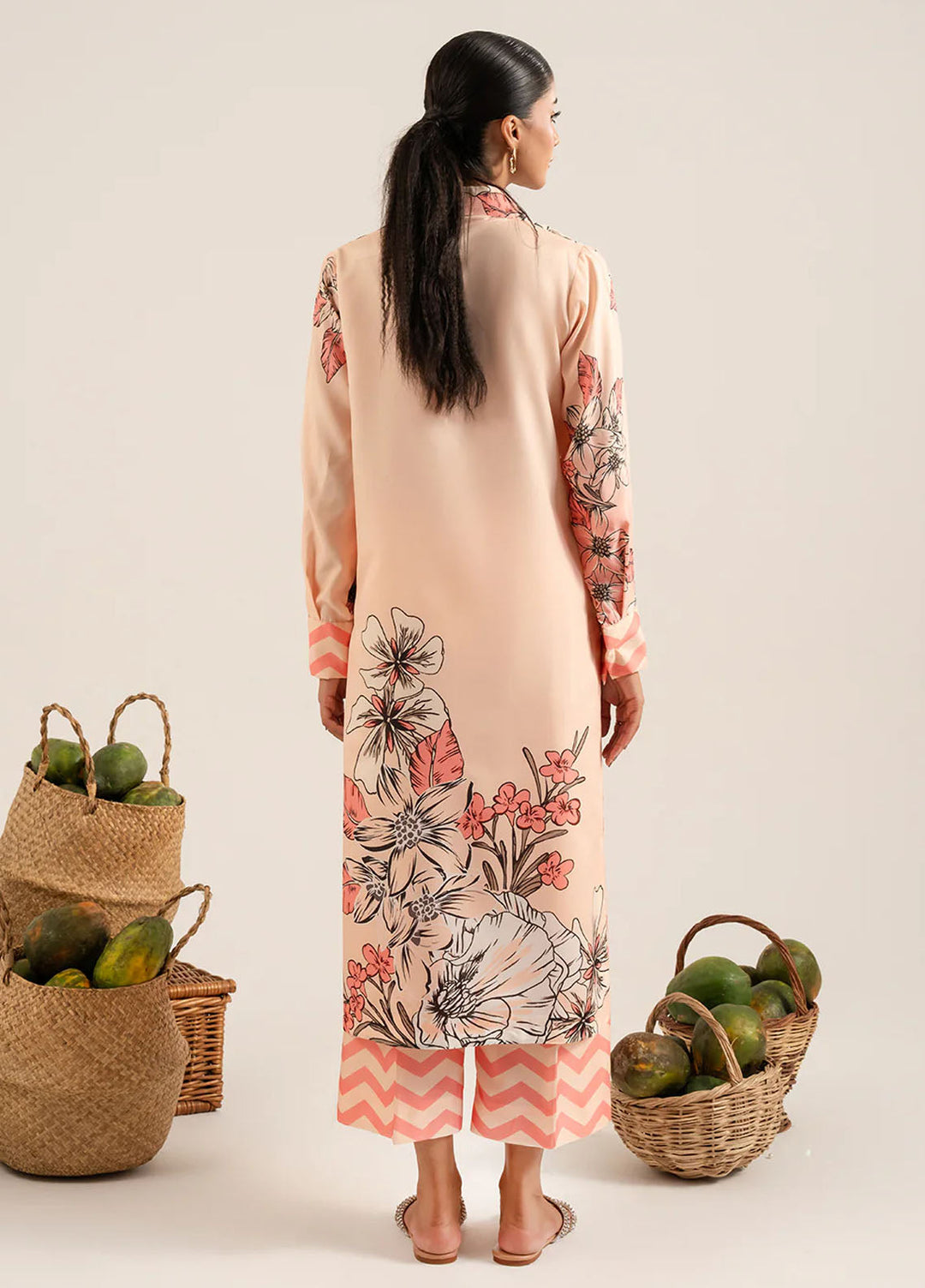 Izel Pret Printed Lawn 2 Piece Suit Muse