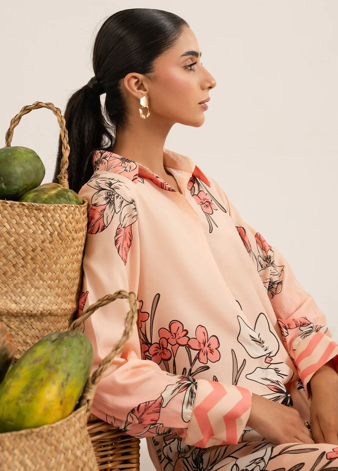 Izel Pret Printed Lawn 2 Piece Suit Muse