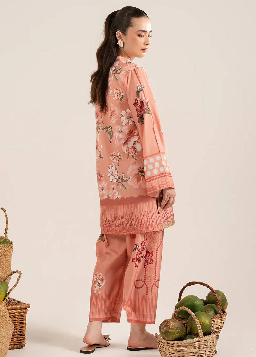 Izel Pret Printed Lawn 2 Piece Suit Serene