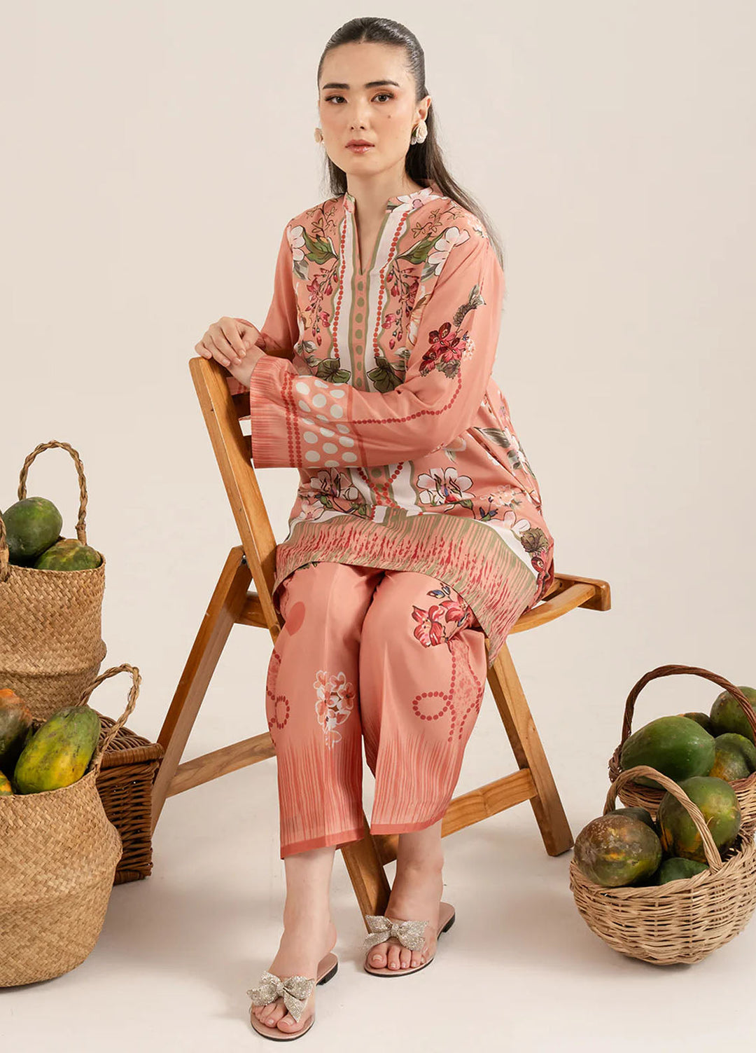 Izel Pret Printed Lawn 2 Piece Suit Serene