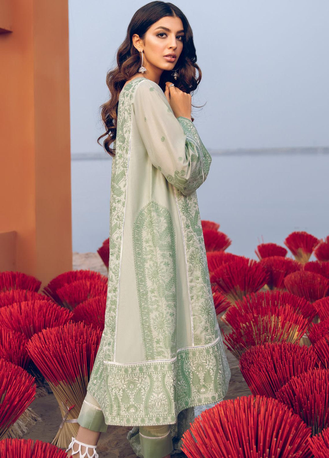 Iznik Embroidered Lawn Suits Unstitched 3 Piece IZ21L 12 Creme - Luxury Collection