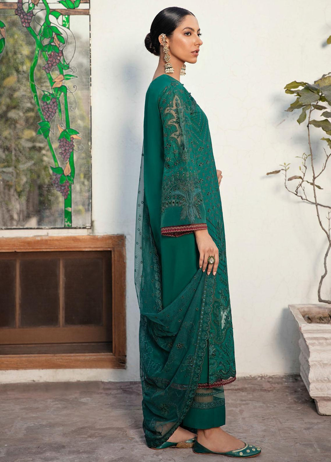 Methi Eid By Iznik Embroidered Lawn Suits Unstitched 3 Piece IZ22ME IME-06 Sehlib - Luxury Collection
