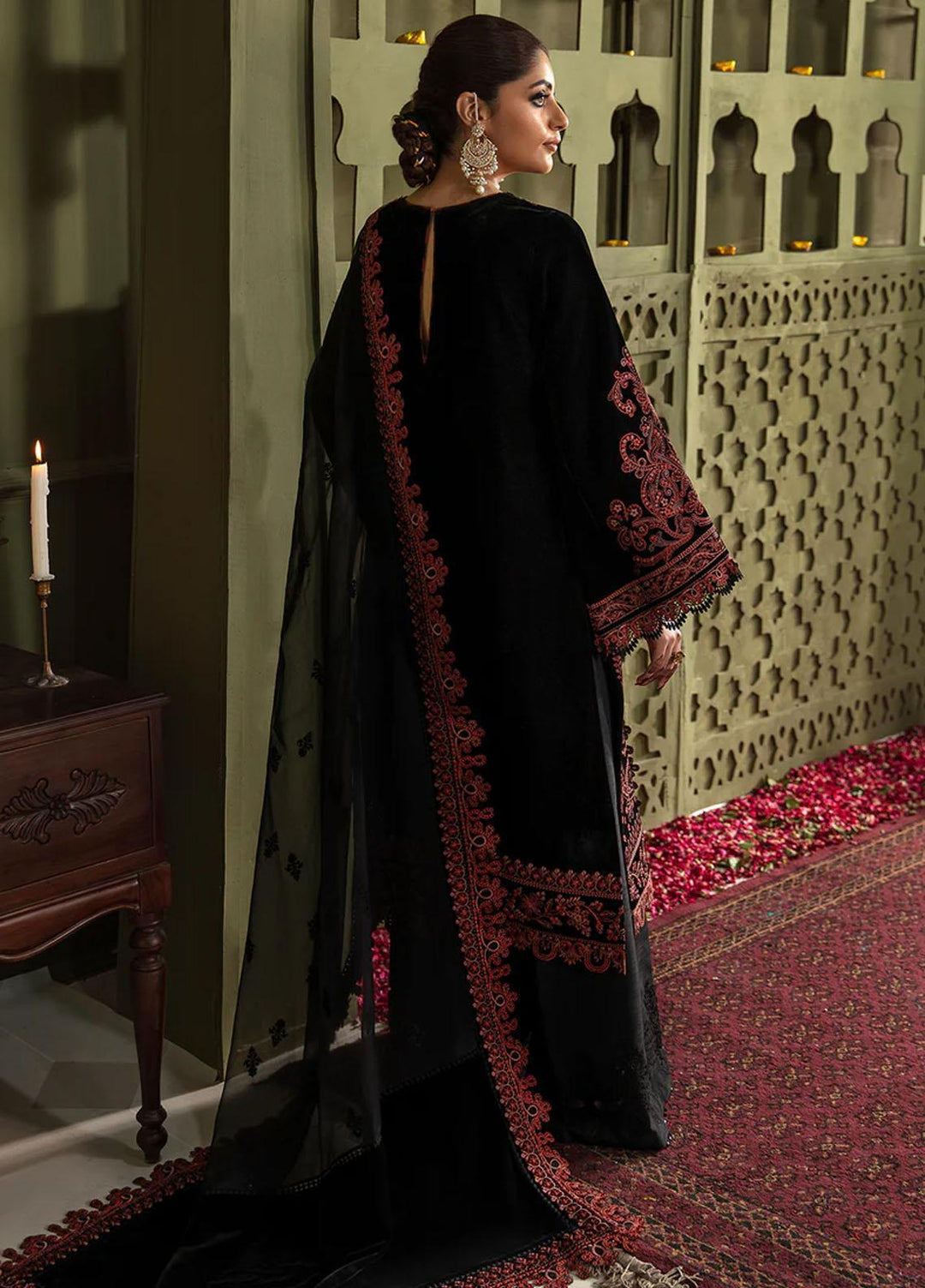 JahanAra By Baroque Embroidered Velvet Suits Unstitched 3 Piece BQ23JA UF-468 - Luxury Collection
