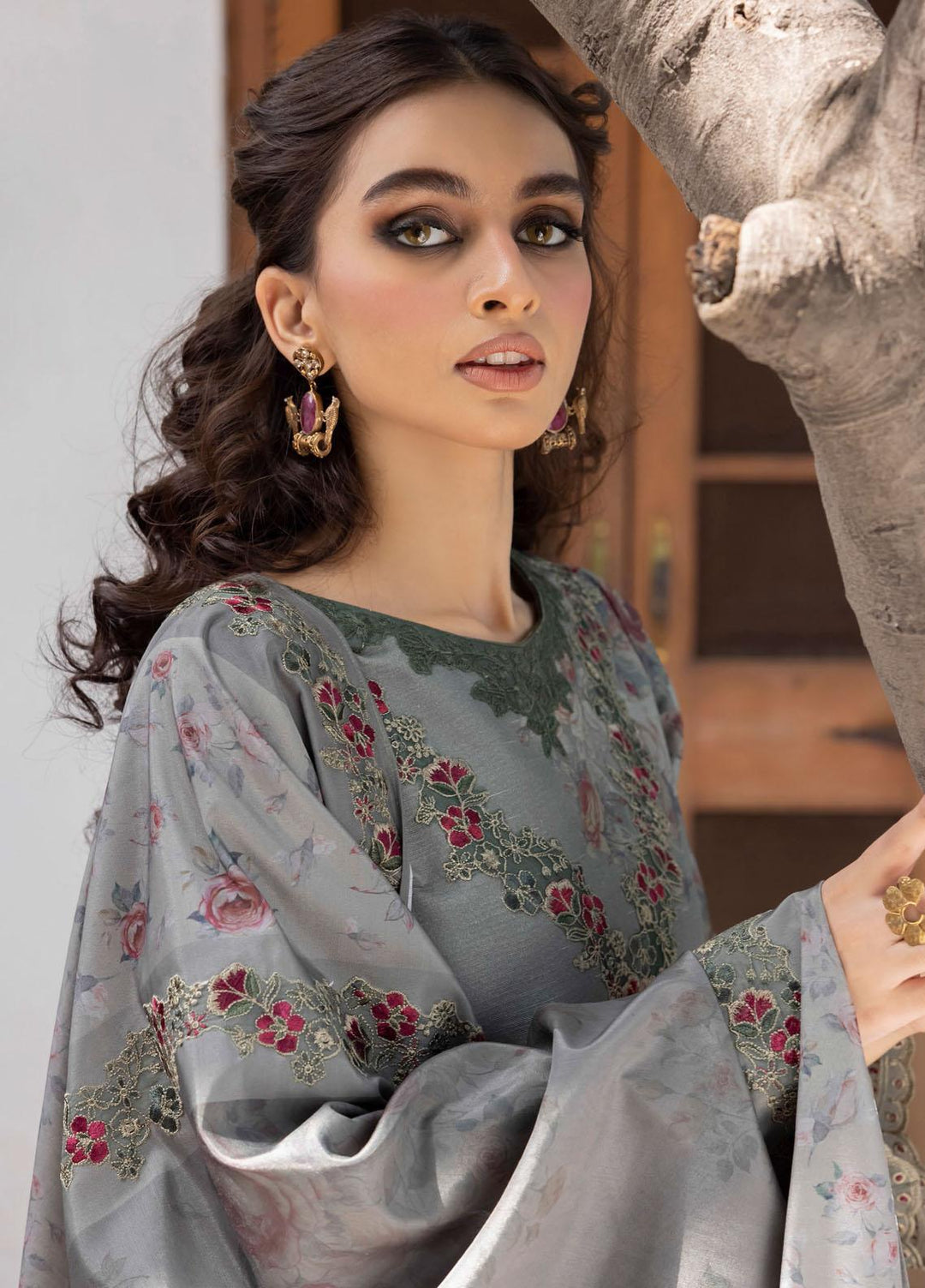 Jahanara By Iznik Embroidered Slub Suits Unstitched 3 Piece IZ23J IJK 04 Dilara - Winter Collection
