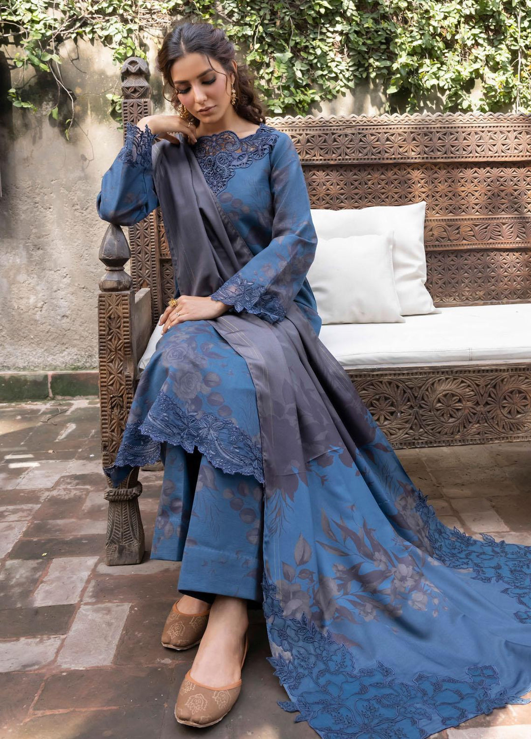Jahanara By Iznik Embroidered Slub Suits Unstitched 3 Piece IZ23J IJK 05 Mina - Winter Collection