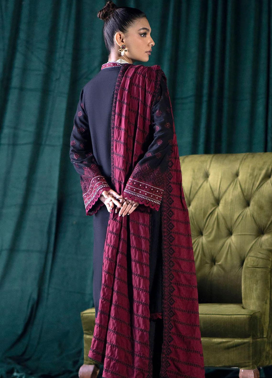 Jehan By Motifz Embroidered Khaddar Suits Unstitched 3 Piece MT23J 4353 Petra - Winter Collection