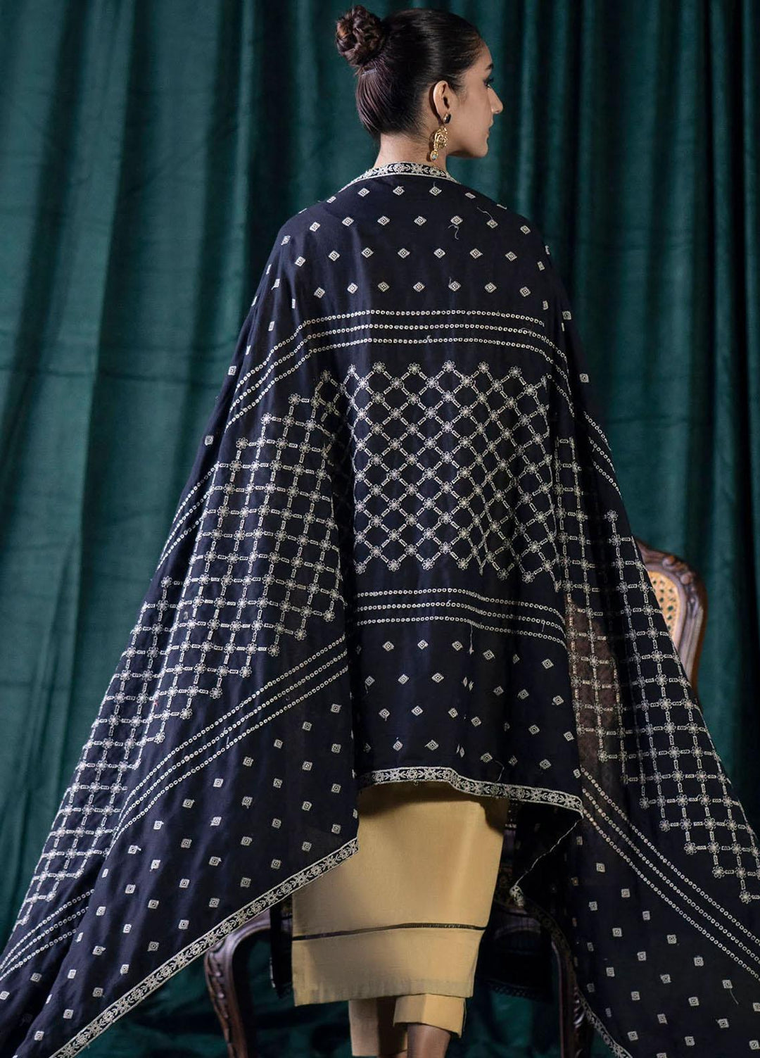 Jehan By Motifz Embroidered Khaddar Suits Unstitched 3 Piece MT23J 4360 Sarina - Winter Collection