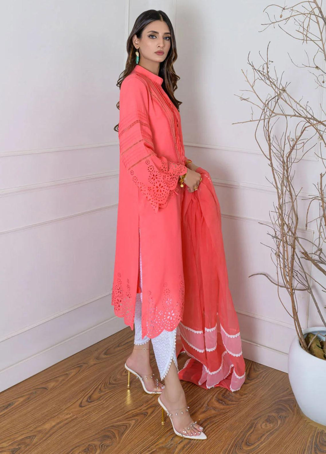 Jooray Kapray Pret Luxury  3 Piece Suit Punch