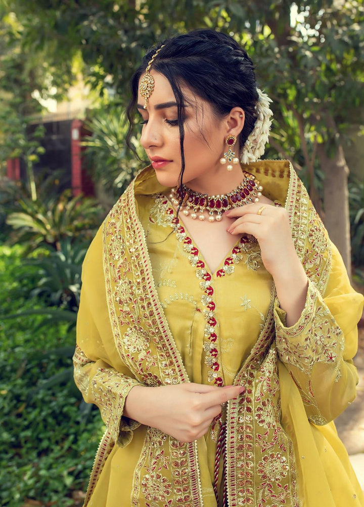 Kaara Luxury Pret Embroidered Missouri 3 Piece Suit Aylin Kr653