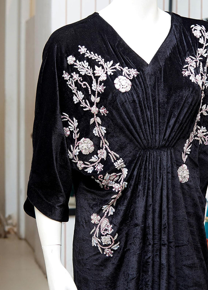 Kaara Pret Luxury Velvet Kaftan KA21P KR655 Luna