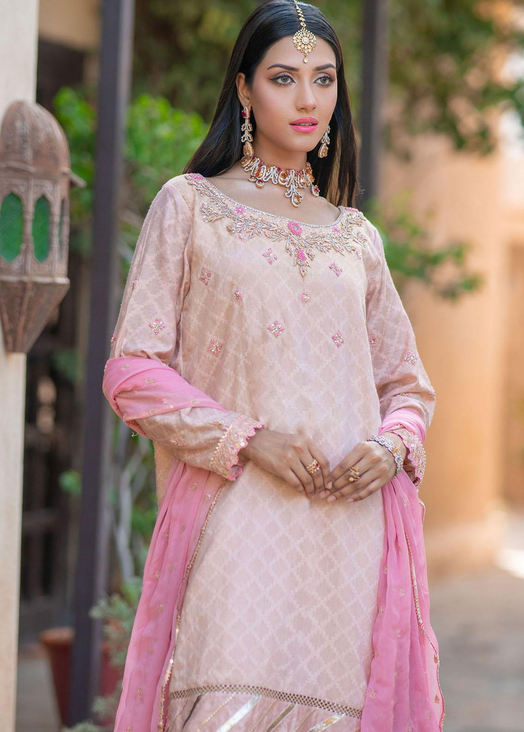 Kaara Pret Semi formal Khaadi 3 Piece Suit KR23S KR667 Whispering Petals
