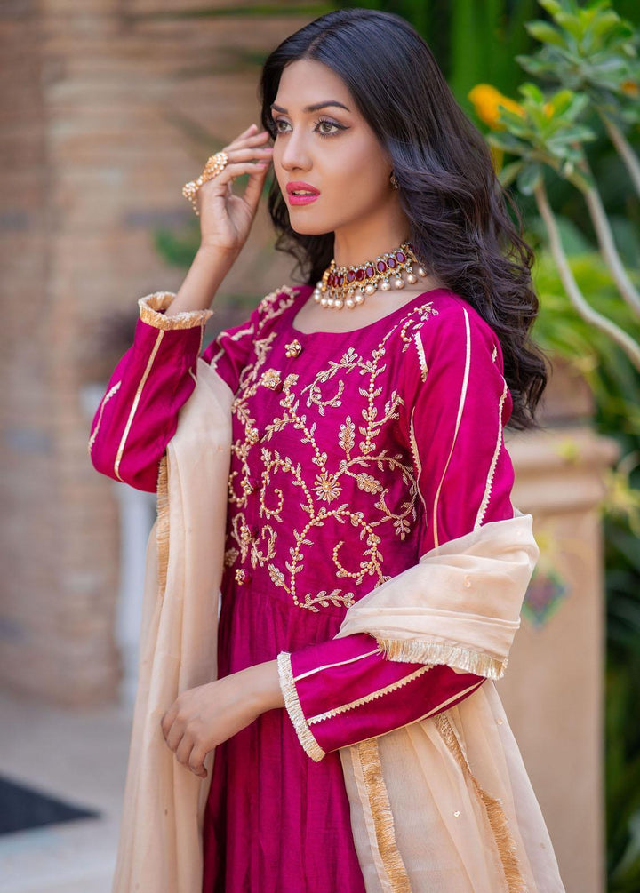 Kaara Pret Semi formal Khaadi 3 Piece Suit KR23S KR676 Majestic Dahlia