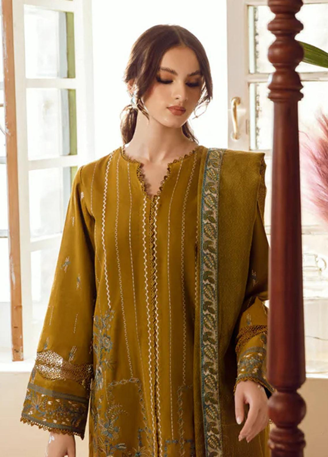 Kahani By Gisele Embroidered Khaddar Suits Unstitched 3 Piece GL23K Celine - Winter Collection