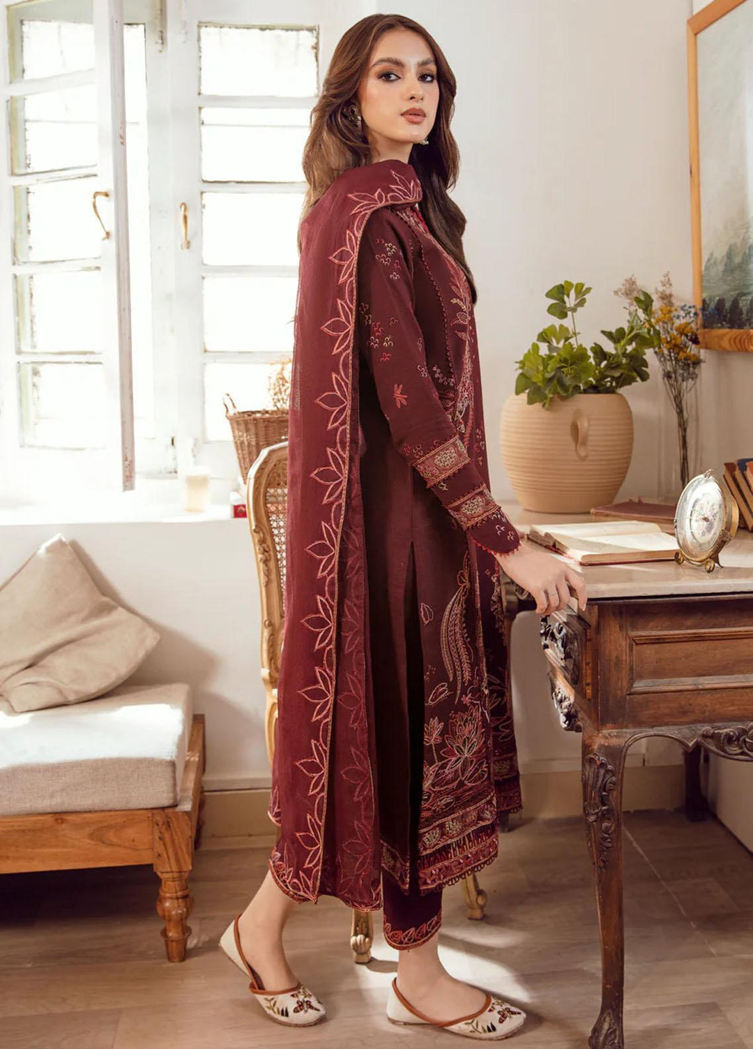 Kahani By Gisele Embroidered Khaddar Suits Unstitched 3 Piece GL23K Dusky Glow - Winter Collection