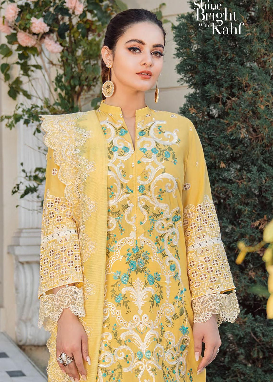 Kahf Premium Embroidered Lawn Suits Unstitched 3 Piece KHF22L KLL-01A - Luxury Collection