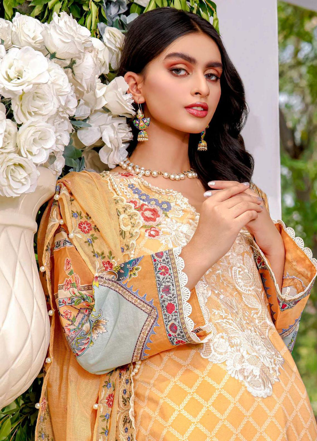 Kahf Premium Embroidered Lawn Suits Unstitched 3 Piece KHF21F 04 - Summer Collection
