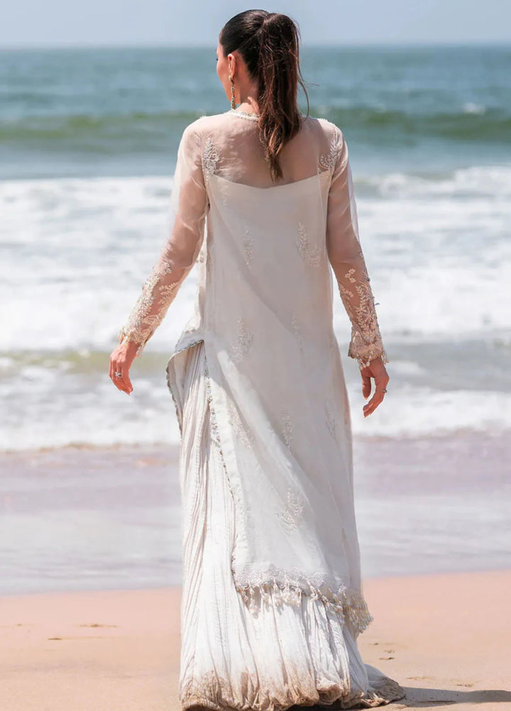 Kamari By Emaan Adeel Embroidered Organza Suit Unstitched 3 Piece EA24KR Nova - Formal Collection