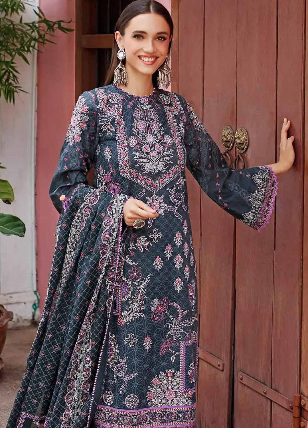 Kantha By Gul Ahmed Printed Lawn Suits Unstitched 3 Piece DN-22064 B - Summer Collection