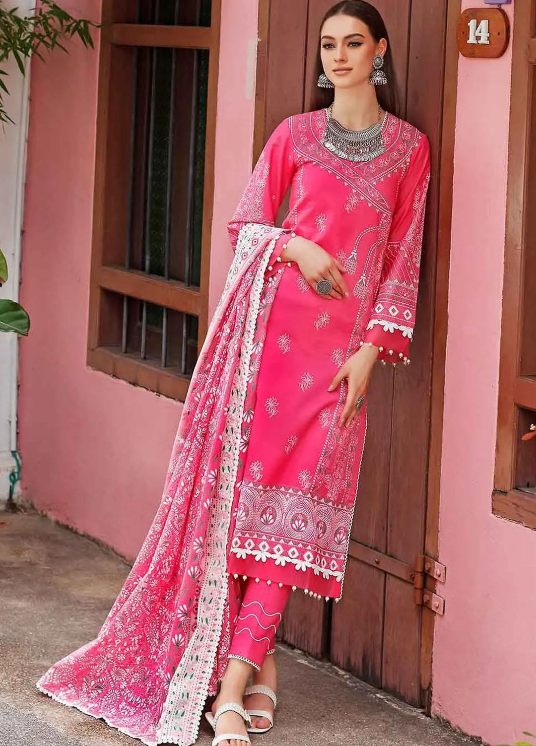Kantha By Gul Ahmed Printed Lawn Suits Unstitched 3 Piece DN-22065 B - Summer Collection