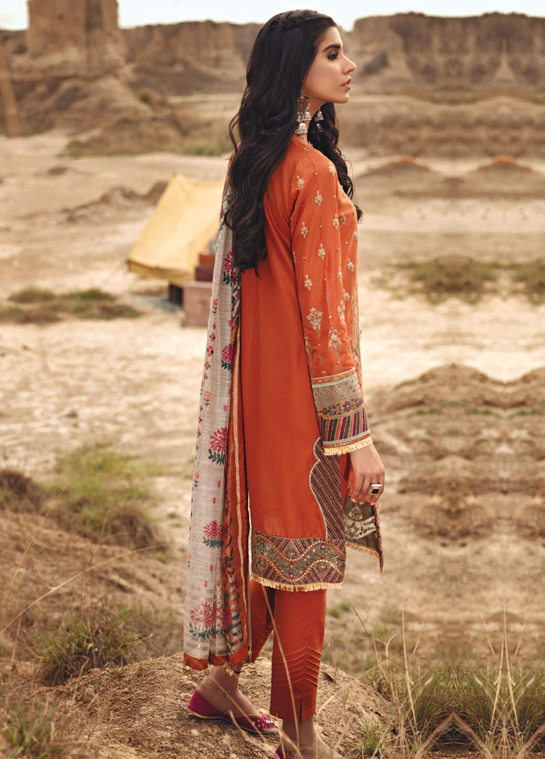 Karvaan by Jazmin Embroidered Lawn Suits Unstitched 3 Piece JZ21K 06 Aroma - Luxury Collection