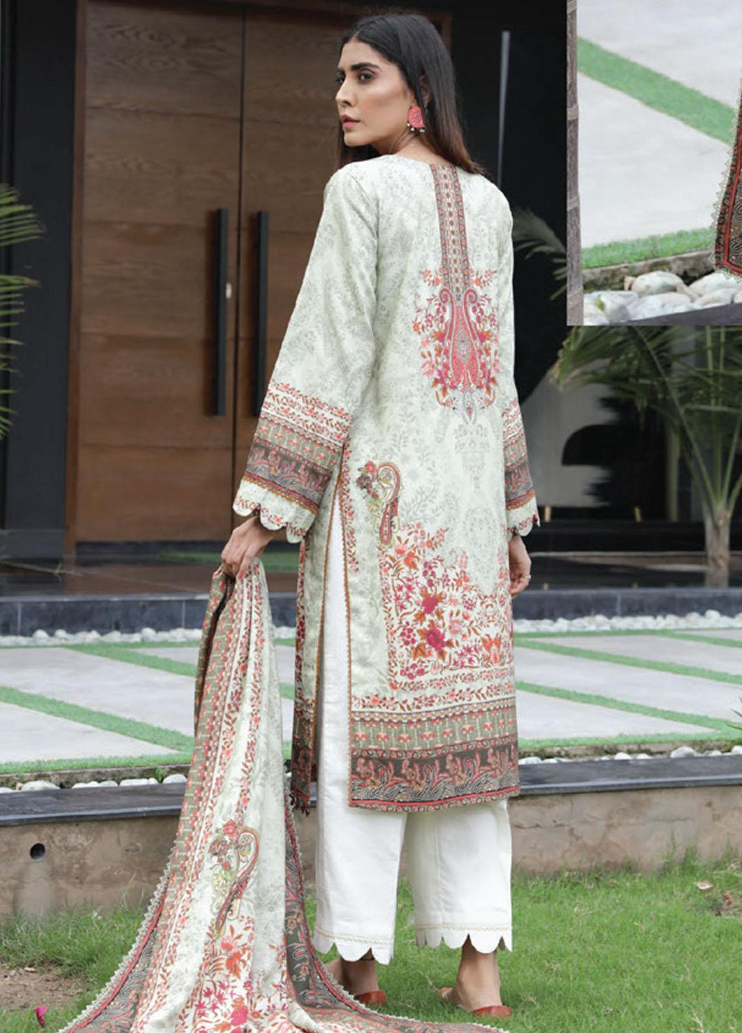 Kashaf By Humdum Printed Woolen Suits Unstitched 3 Piece HD23KF D-03 - Winter Collection