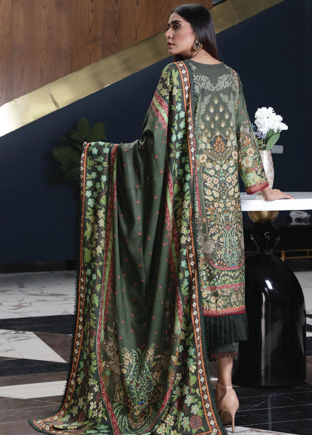 Kashaf By Humdum Printed Woolen Suits Unstitched 3 Piece HD23KF D-04 - Winter Collection