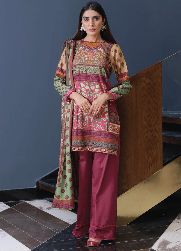 Kashaf By Humdum Printed Woolen Suits Unstitched 3 Piece HD23KF D-07 - Winter Collection