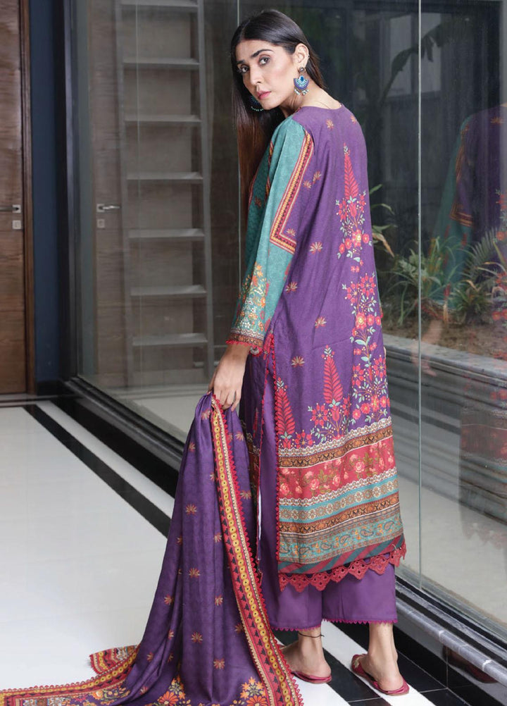 Kashaf By Humdum Printed Woolen Suits Unstitched 3 Piece HD23KF D-08 - Winter Collection