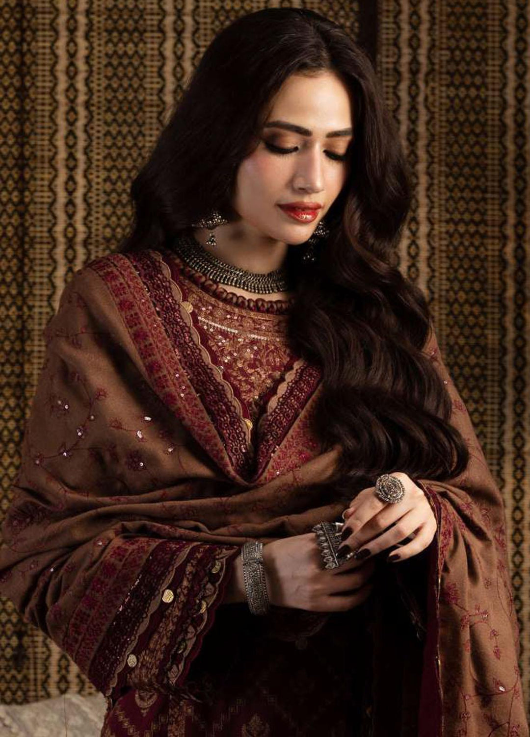 Kashmiri Taanka By Asim Jofa Embroidered Cotton Suits Unstitched 3 Piece AJ23KT AJKT-06 - Winter Collection