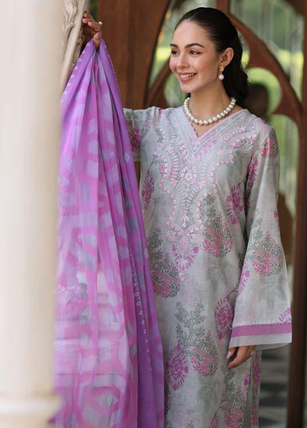 Kesariya by Riaz Arts Embroidered Lawn Suits Unstitched 3 Piece RA25KE KY-06 - Summer Collection